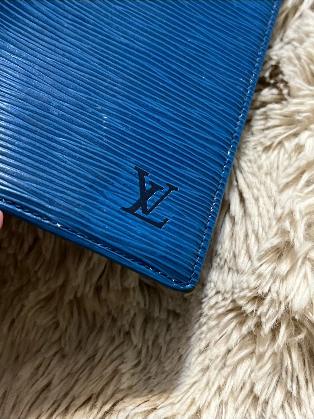 Louis Vuitton Blue Epi Leather Passport Holder checkbook